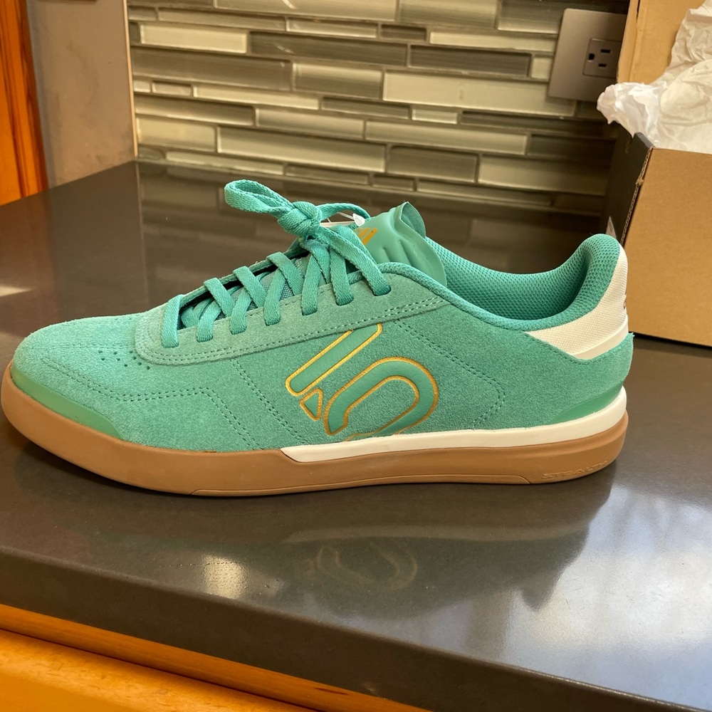 Five Ten Adidas sleuth DLX